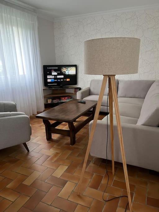 Maison Bretonne 7 Personnes Mellac Bagian luar foto