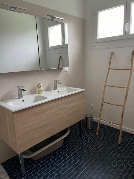 Maison Bretonne 7 Personnes Mellac Bagian luar foto